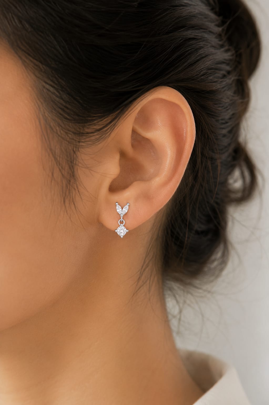 Sparkling Leaf Drop Stud Earrings