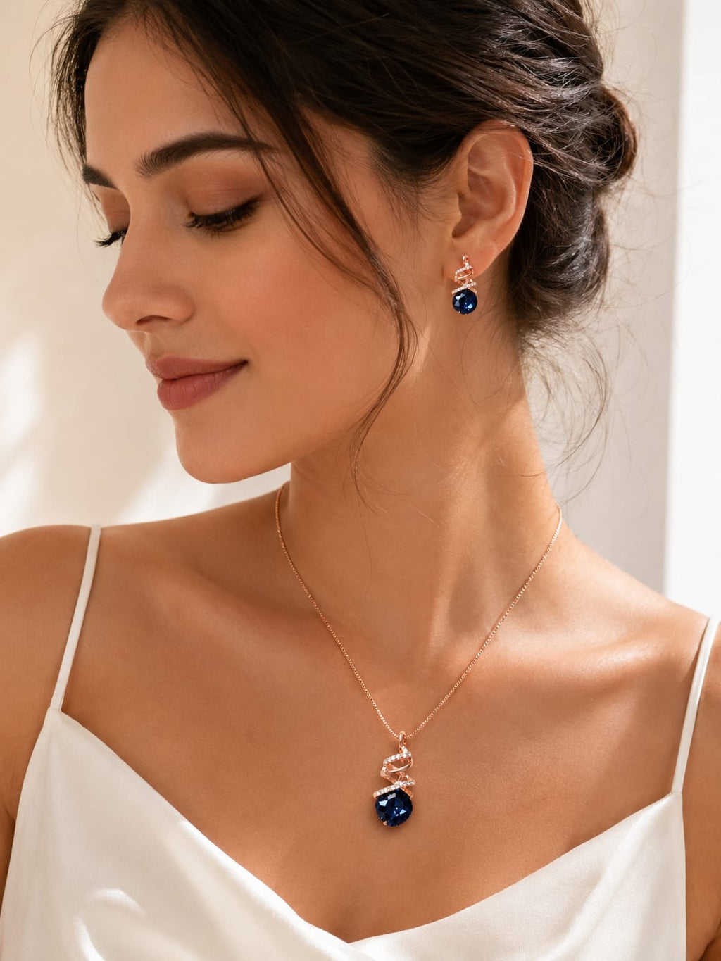 Blue Crystal Jewelry Set – Necklace & Earrings